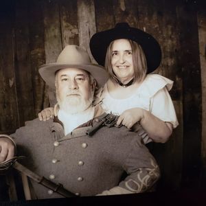 Meet your Posher, Sandy